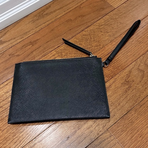 2/$35 — GUESS Wristlet - Picture 2 of 2